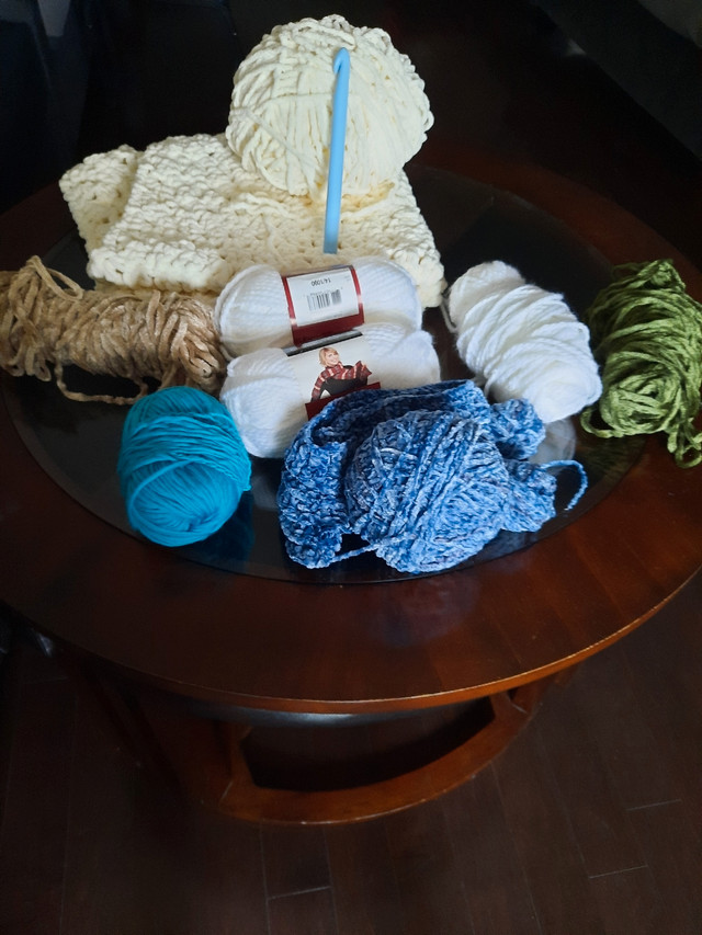 Knitting yarn in Hobbies & Crafts in Mississauga / Peel Region - Image 2