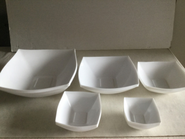 21 bols en plastique rigide réutilisable neuf dans Vaisselle et articles de cuisine  à Ville de Montréal - Image 3