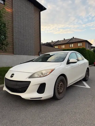 2013 Mazda 3 I AUTOMATIQUE 225 000km Toutes options (Bluetooth, Démarreur à distance, vitre électriq...