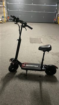 High-Performance Electric Scooter Brushless 1200W Motor, 60 KM/H