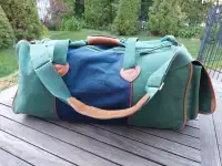 Bass pouch, travel bag / sac de voyage style poche de Bass