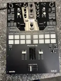 Pioneer DJM-S7 Performance Mixer