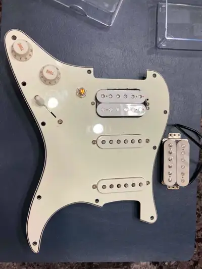 Fender player HSS pickguard 2022 pickguard Seymour Duncan jB, View more