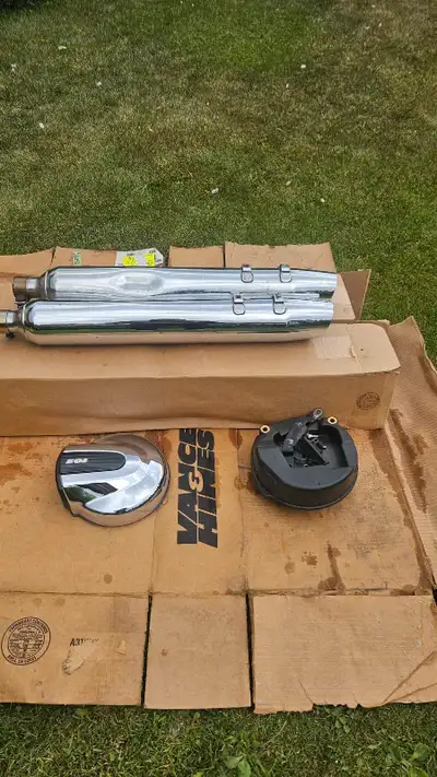 2014 Harley Davidson 103 CI Street Glide, (Fits 2011 to 2023) Pipes & Air Intake some slightly used