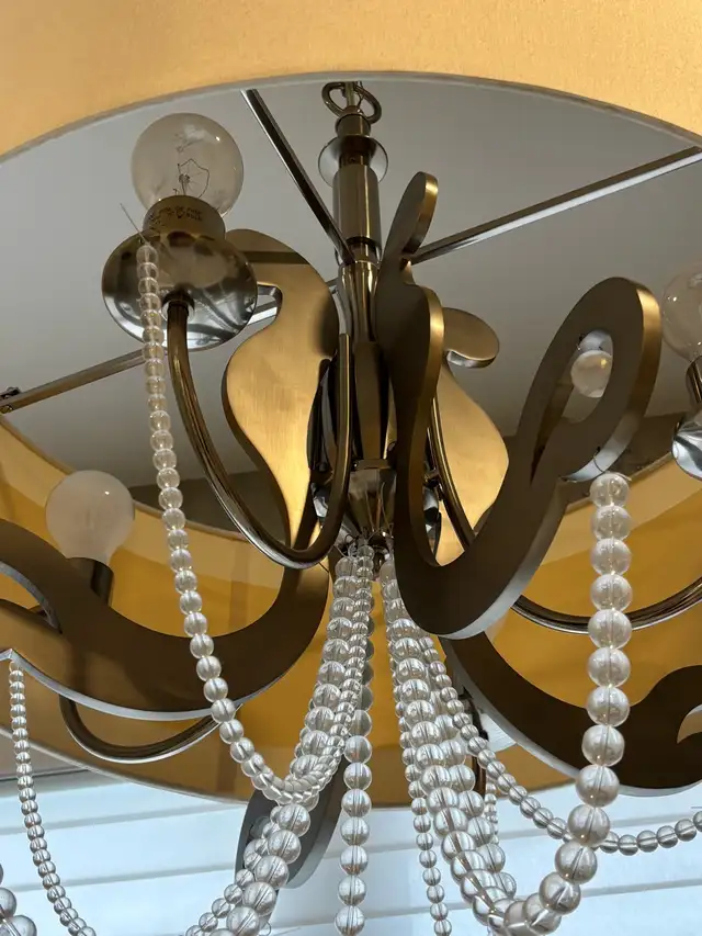 Chandelier hand made in Indoor Lighting & Fans in City of Montréal - Image 3