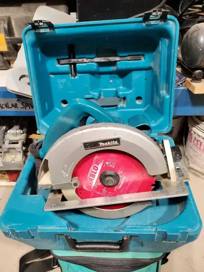 Makita 5007nb circular saw, View more