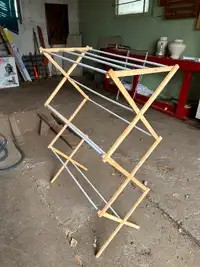 Wooden clothes dryer