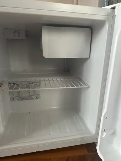 Hamilton Beach Mini-frigo, View more