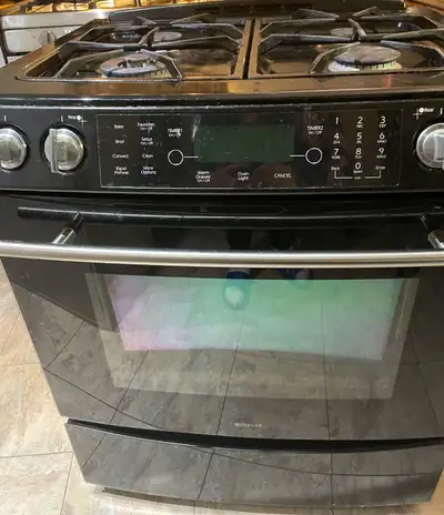 Jenn Air all gas stove Free, View more