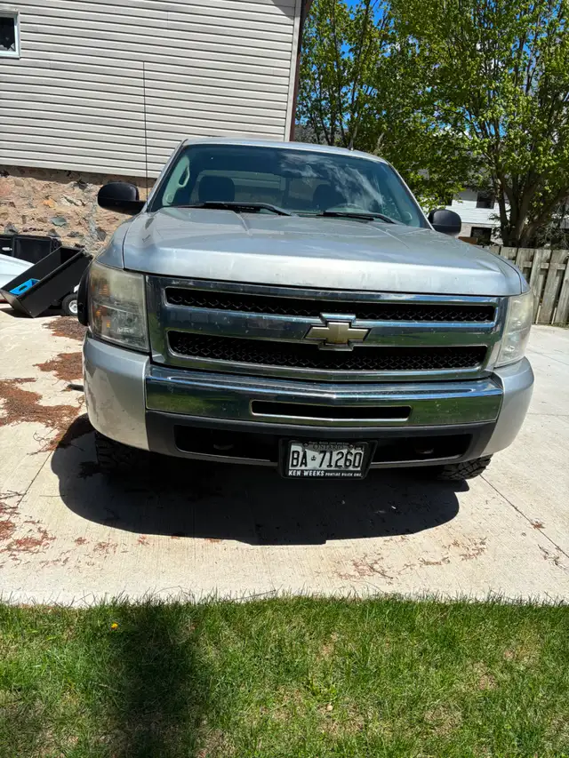 Chev truck467773088198174720