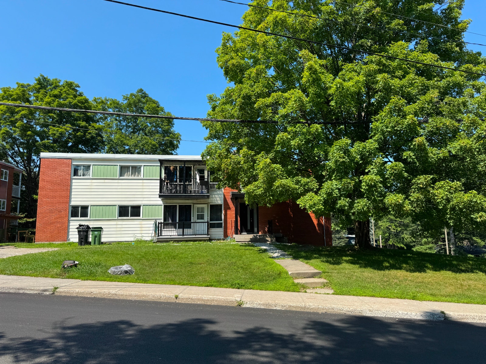 3064 Rue College — photo 3