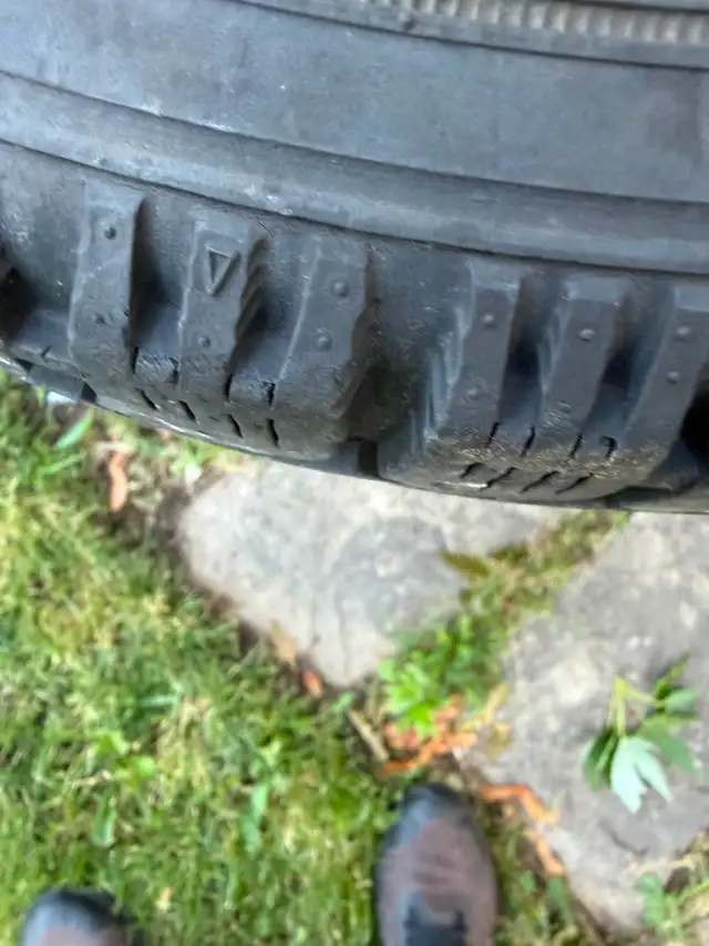 14” Nokian Nordman Winter Tires on Steel Rims – 195/60R14 – Read in Tires & Rims in Cambridge - Image 6