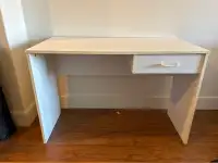 Free Desk 
