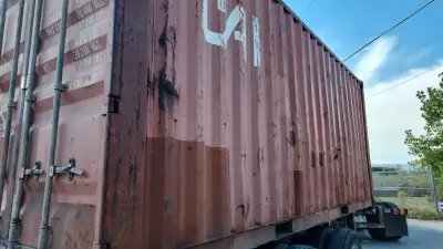 Container 20ft Used IDEAL FOR: construction site tool storage "C" Grade $1900 plus HST Sealing doors...