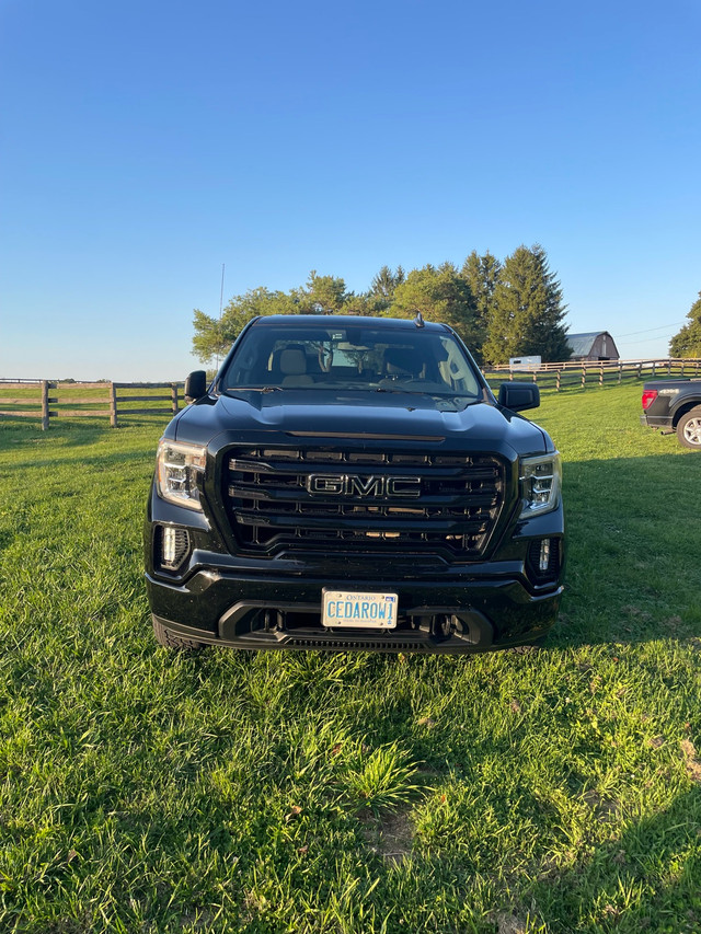 2020 GMC 1500 Pickup Elevation in Cars & Trucks in Kawartha Lakes