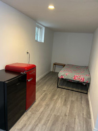 GREAT LOCATION FOR STUDENTS LIVE IN KITCHENER DOWNTOWN
