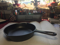 Vintage BSR , Red Mountain Series , 5 A Cast Iron Pan