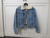 Ladies H&M Jean Jacket  Size 10 (Small Fit)