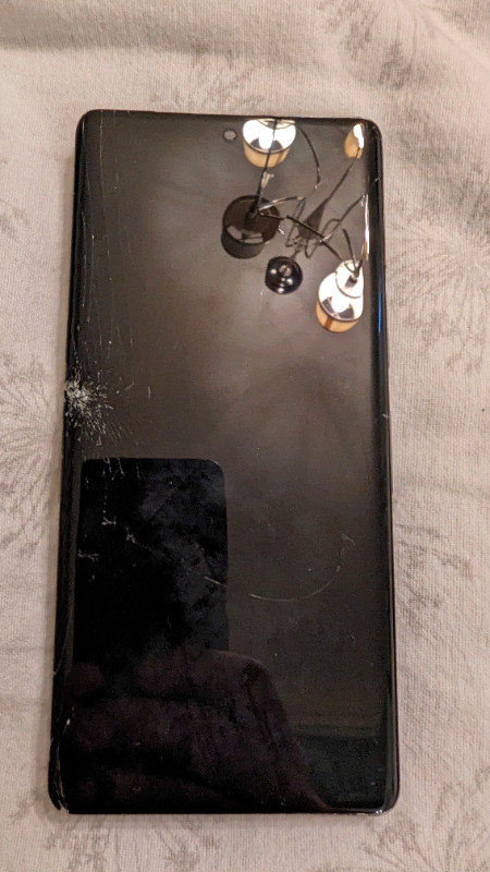 Google Pixel 7 Pro - broken screen in Cell Phones in Leamington