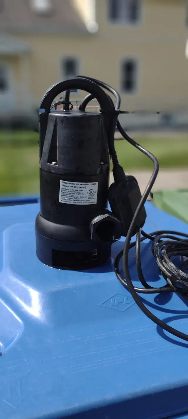 float pump64694953492867120