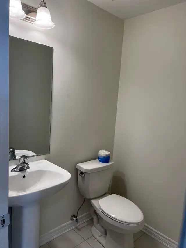 Private room rent at Nearby Kennedy Station  in Room Rentals & Roommates in City of Toronto - Image 6