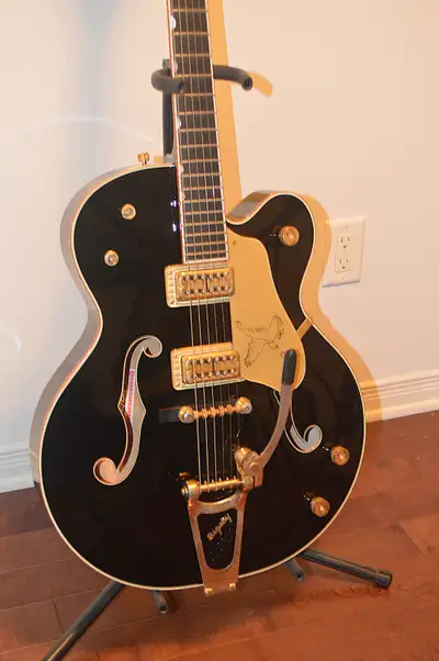 Gretsch G6136TBK 2013 Black Falcon near mint w/certificateCome, View more