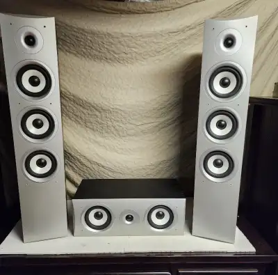 Tower speakers Reference Audio Silver 8 OHM - good working condition - some signs of minor wear and...