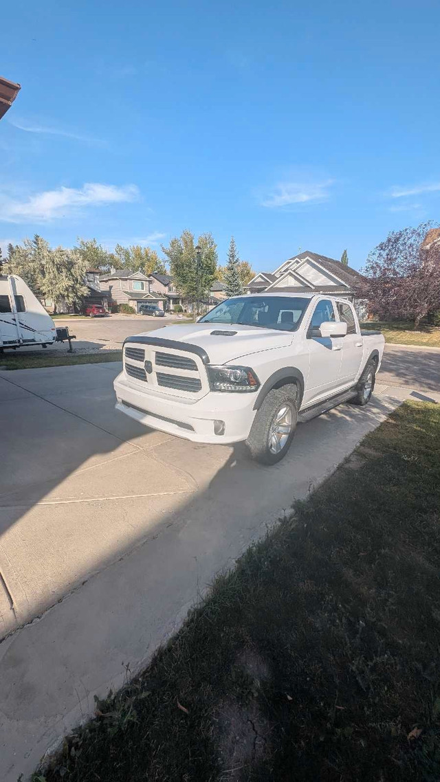 2014 Dodge Ram 1500 in Cars & Trucks in Calgary - Image 2