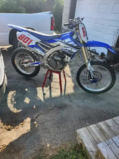 Selling a very clean, well-maintained 2014 Yamaha YZ250F. This bike is fuel-injected, completely hea...