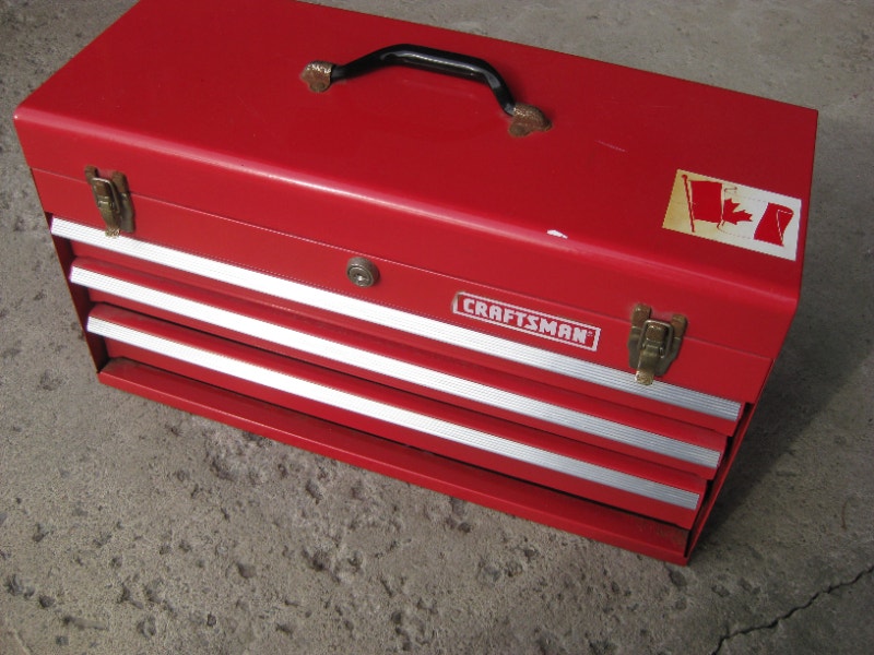 Craftsman Portable 3Drawer Metal Toolbox Tool Storage & Benches