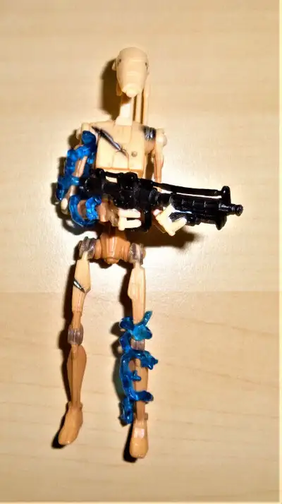 Star Wars B1 Battle Droid (Tan) Battle Of Geonosis Hasbro Saga Collection Action Figure 3.75" Episod...