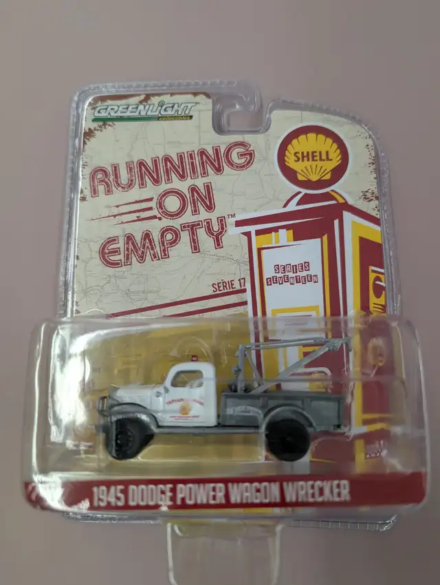Greenlight Running on Empty Shell 1945 Dodge Power Wagon Wrecker in Toys & Games in Mississauga / Peel Region - Image 2