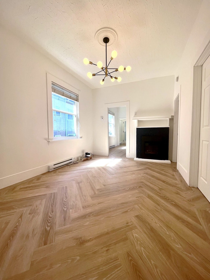 Newly renovated 3 bedroom house Long Term Rentals Vancouver Kijiji