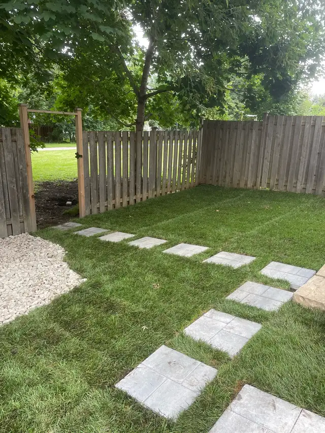 FREE ESTIMATES Landscaping & Yard Makeovers! 63417618715777124