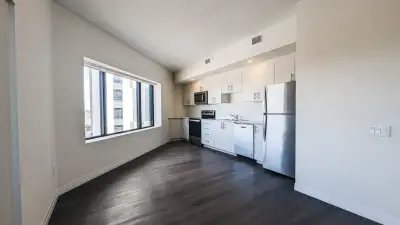 2 Bedroom Apartment – Downtown Kitchener – Steps to ION & Transit – In-Building Grocery! Available J...