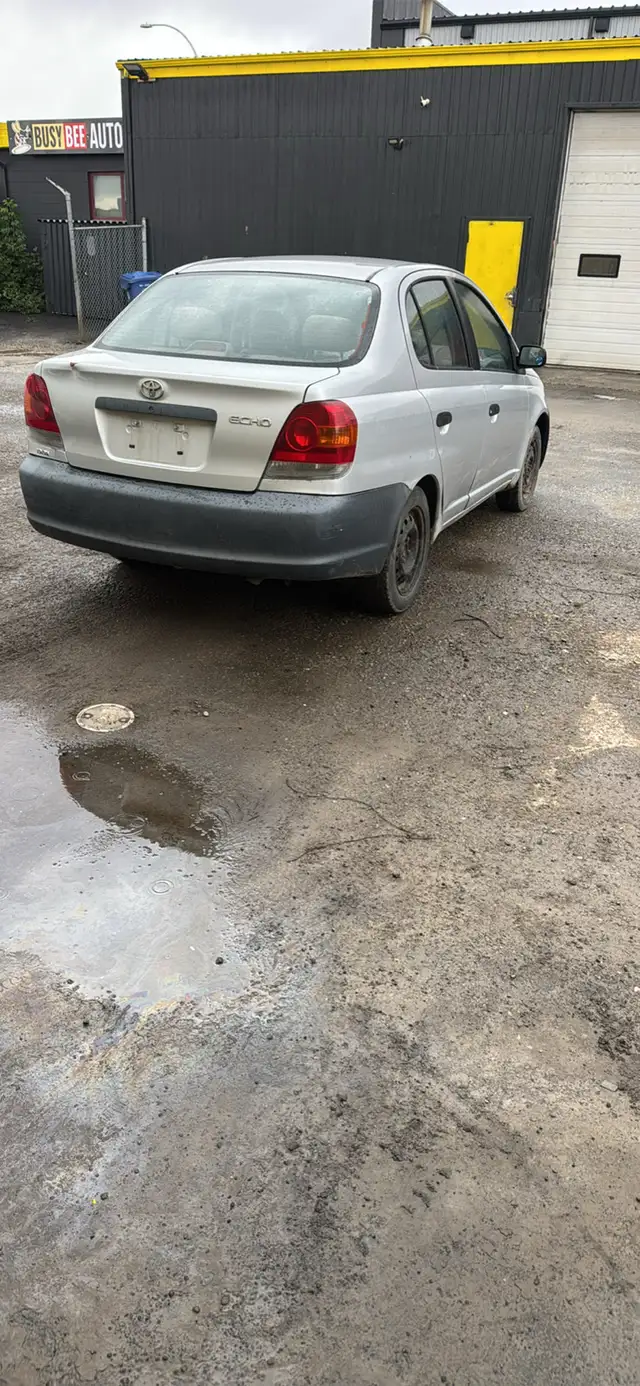 Toyota Echo563818405897195522
