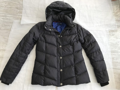 Tommy Hilfiger Lady's zip up hooded winter coat jacket Size: XS, View more