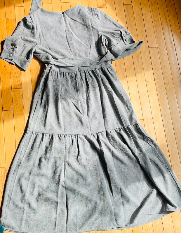 DKny dress - size 8 in Women's - Dresses & Skirts in Bedford - Image 4