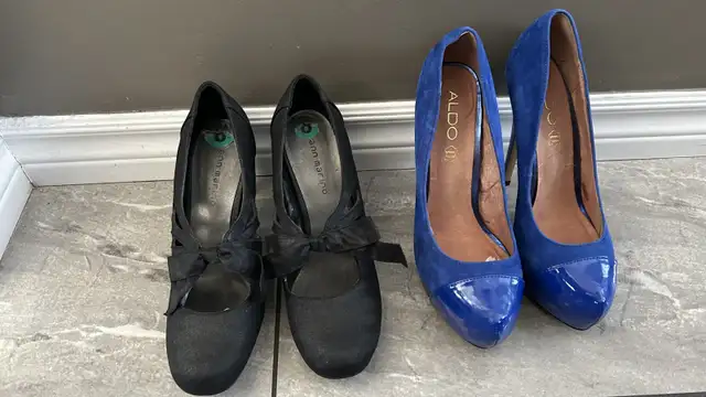 Women’s Hills Shoes  in Women's - Bottoms in Sudbury - Image 2