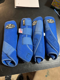 Available Blue -Pro choice horse boots  4pack 