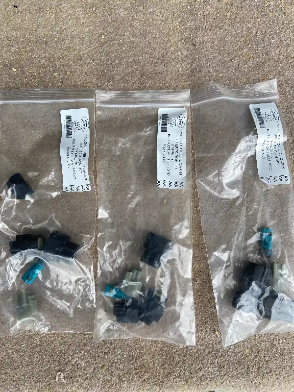 Ford Tailgate Delete Kits and Ford Trailer Tow Kits in Other Parts & Accessories in Grand Bend - Image 5