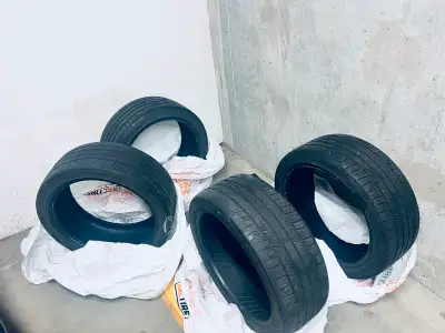 4 tires size 225/40 ZR18 Michelin Pilot Sports All Seasons