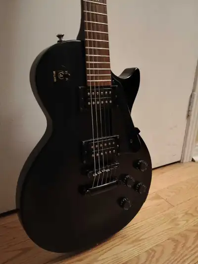 Epiphone Goth Les Paul Studio, View more