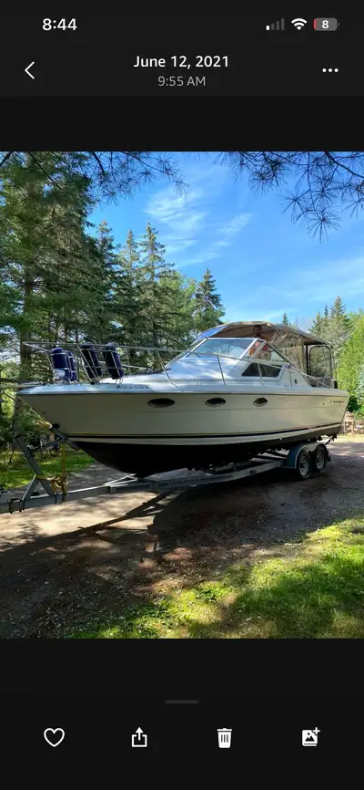 Great 27’ Boat is a very well built by Tiara with all welded stainless stanchions rails and hardware...