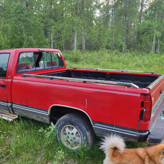1992 chevy 1500 in Cars & Trucks in Edmonton - Image 2