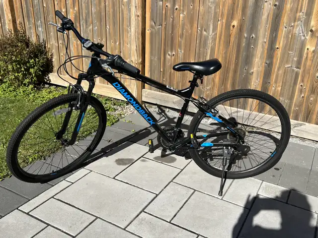 MOUNTAIN BIKE — Diamondback Mountain Bike in Mountain in Markham / York Region - Image 2