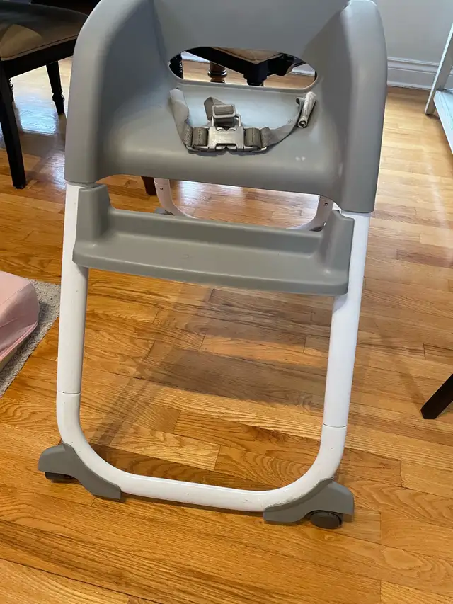 Ingenuity SmartClean 3-in-1 Convertible Baby High Chair in Feeding & High Chairs in Laval / North Shore - Image 3
