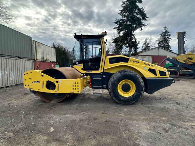 2021 Bomag BW 219DH-5  in Heavy Equipment in Abbotsford