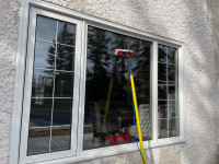 NO SIN $200 + PER DAY Window Cleaning Job