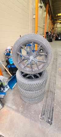 Jaguar wheels and tires